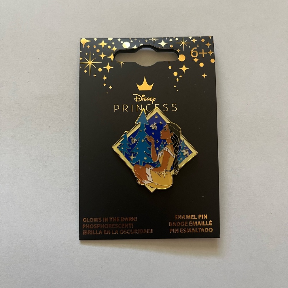 Loungefly Disney Princess Pocahontas Mountain Scene Enamel Pin New
